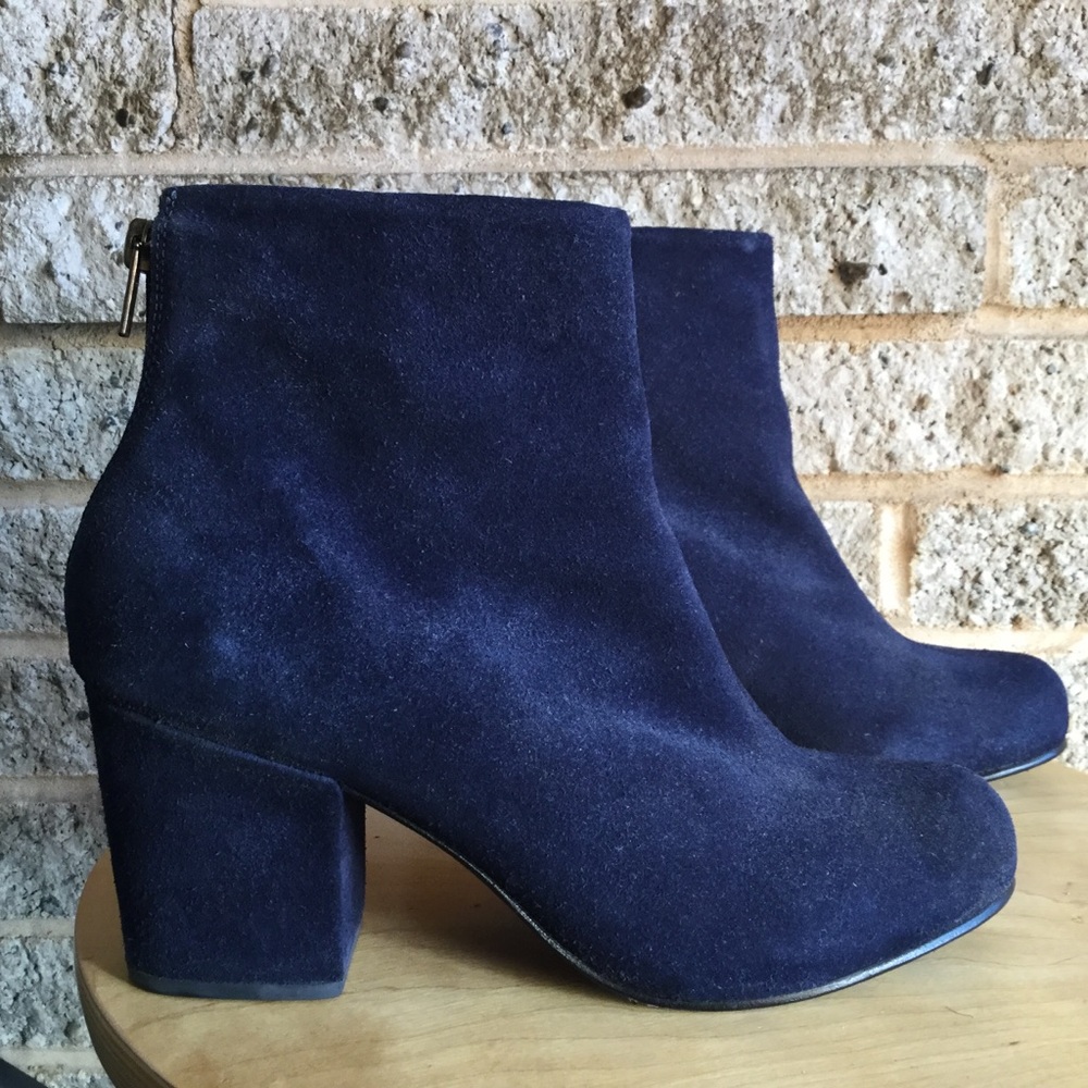 Barely worn Rachel Comey Tilden boot, blue suede 9